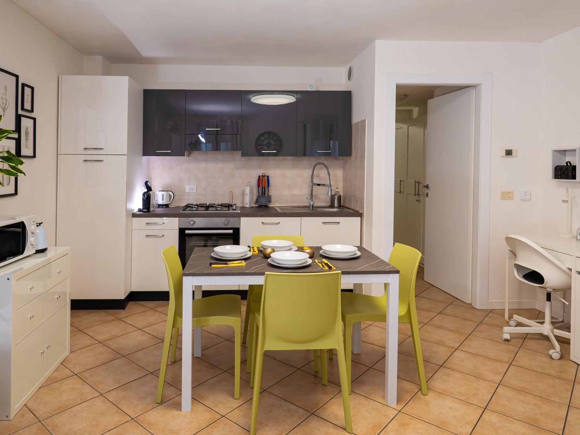Appartamento Bonbon, Centro Storico Con Parcheggio Gorizia Exterior foto